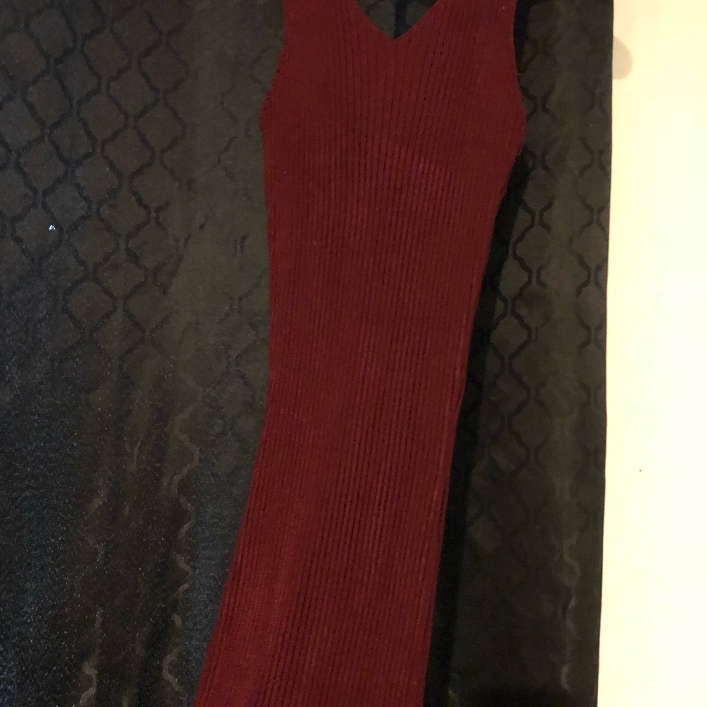 Red Ribbed Skin Tight Dress 🤩 - Picture 5 of 5